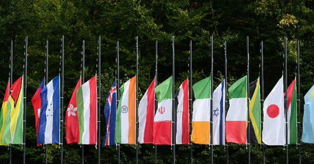  Bendera Setengah Tiang Berkibar di Markas FIFA
