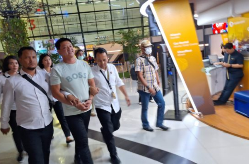  Direktorat Jenderal Imigrasi Kemenkumham Memulangkan WNI ETT dari Guangzhou-Tiongkok yang Masuk DPO Polres Metro Jakarta Utara